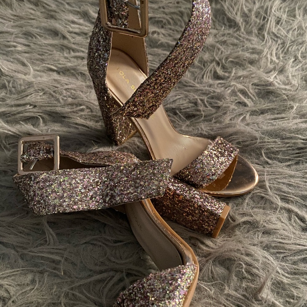 Lola shoes
